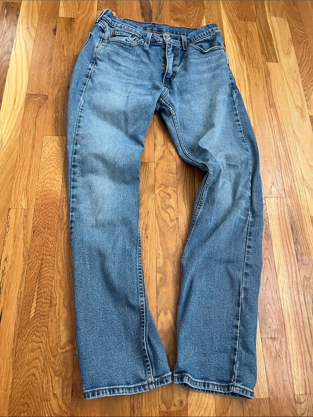 Levi's Relaxed Fit Jeans in Light Blue Denim
